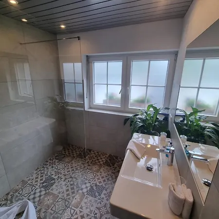 Gaestehaus Angela Garmisch-Partenkirchen