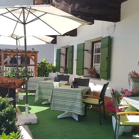 Gasthuis Gaestehaus Angela